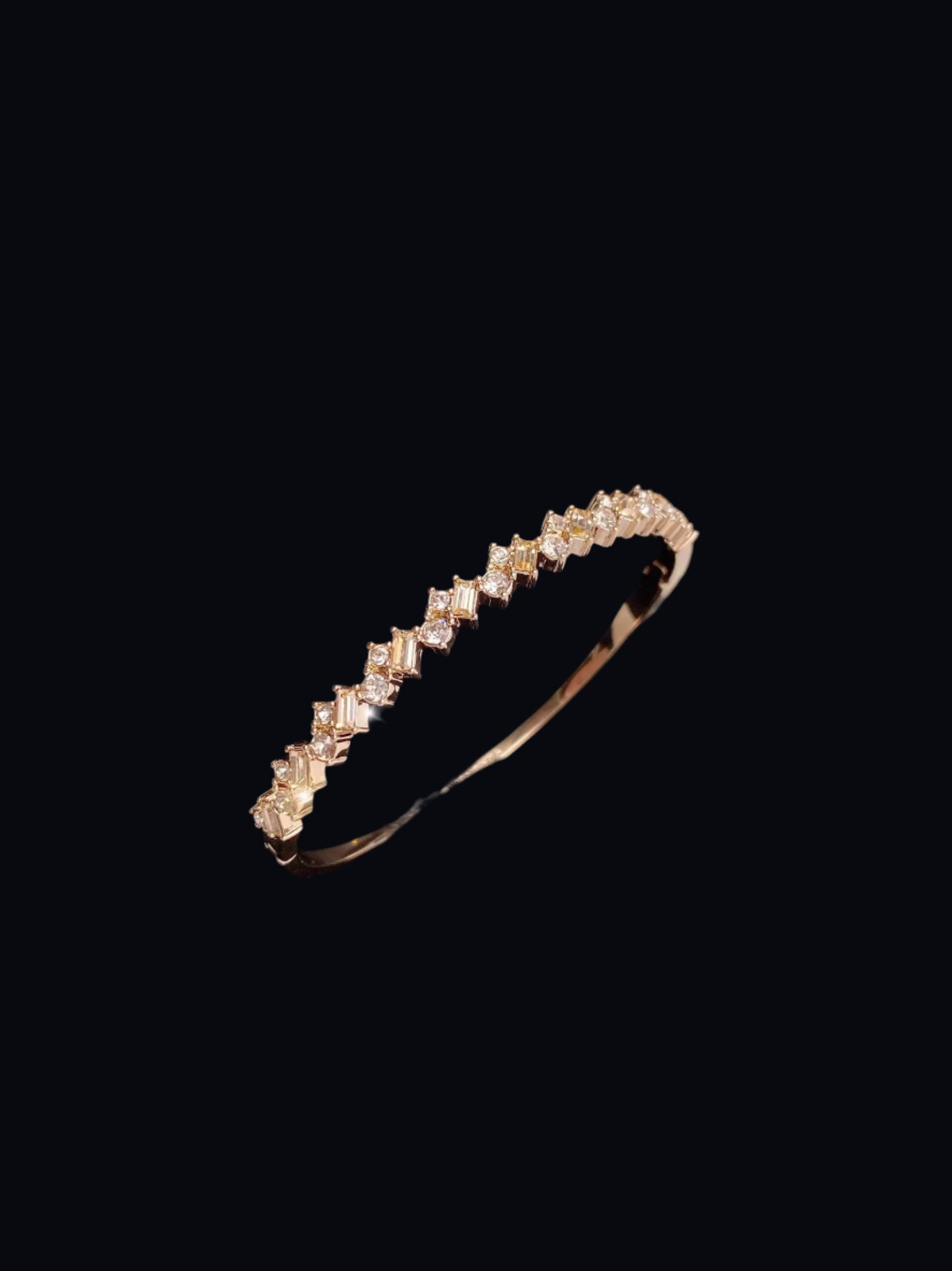 GIVENCHY Elegance Diamond Bracelet™