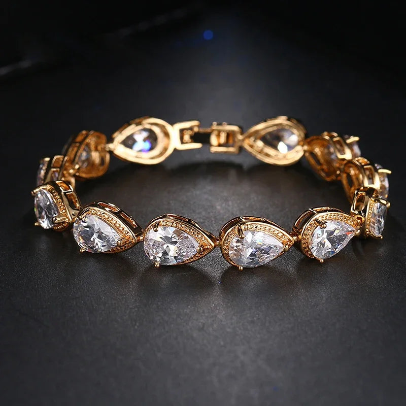 Pear-Cut Bracelet™